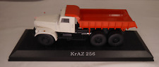 Atlas Edition 1:43     KRAZ 256  -eine Peilstange abgebrochen