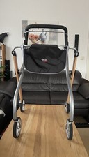 Trust Care Indoor Rollator Laufhilfe 