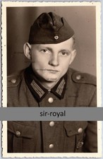 Junger Wehrmacht Soldat im Portrait - WK2 Foto-AK 9x14cm