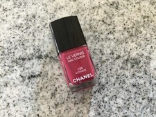 Chanel. Nagellack. Le Vernis. Farbe 139. Activiste. 13 ml