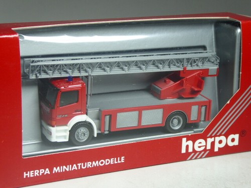 Herpa 044332 mercedes - (yg-55),