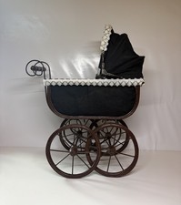 Antiker Puppenwagen Vintage