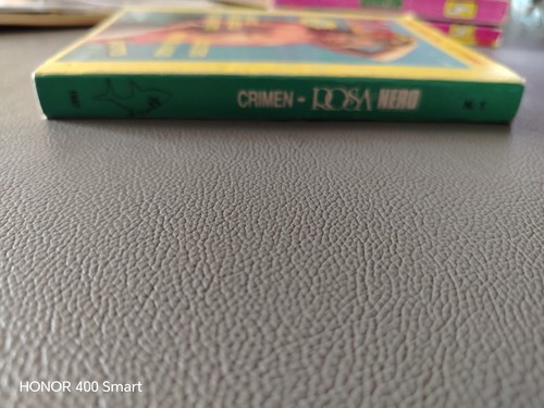 Crimen rosa und schwarz - und, n