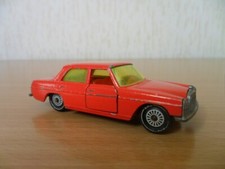 Siku: Mercedes Benz 250 V309