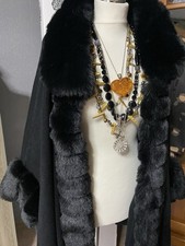 Modena Strickcape Poncho