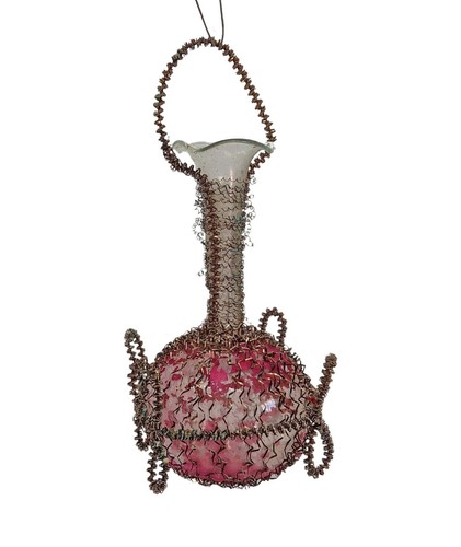 Vase mit leonischen - , drähten