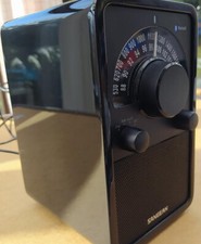 ST135 Sangean WR-15 BT schwarz UKW/MW/AUX-In/Bluetooth Radio ABVERKAUF