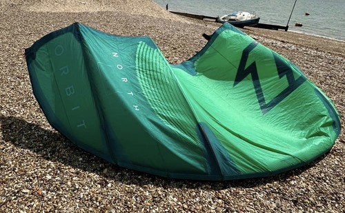 North orbit kite - kite, air