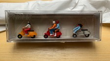 Preiser Figuren Motorroller -