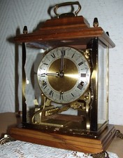 Tischuhr von Schatz mit 4