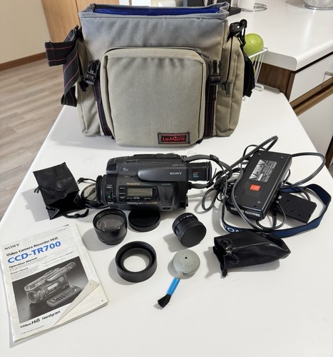 Sony hi8 ccd tr700 - hi8, camcorder