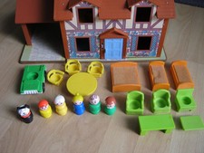 Fisher-Price 952 Play Family