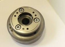 original Kawasaki GPZ 305 EX305A Polrad Lichtmaschine Rotor Anlasserfreilauf