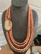 Korallen kette mit kamee