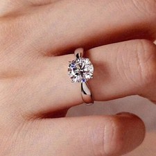 Minimalist 3.00 Karat Weiß