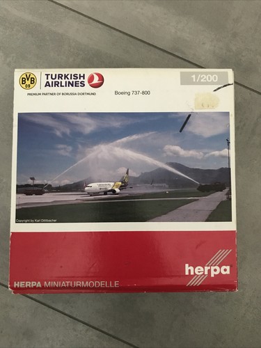Herpa 556477 turkish - , airlines