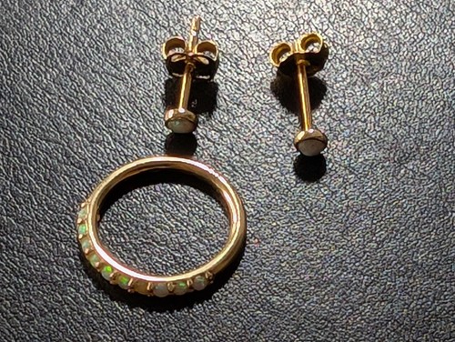 585 piercing und - cm,
