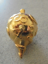 Stabiler Anhänger Schmuck