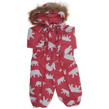 Ticket to Heaven, Outdoor