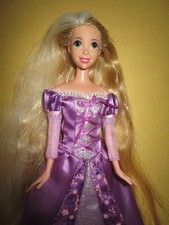 B-460) ALTES BLONDES DISNEY PRINCESS RAPUNZEL BARBIE MATTEL 2009 ORIGNAL-KLEID