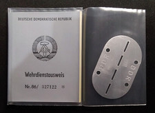 NVA Wehrdienstausweis Blanko mit Hülle+Marke 1986 Soldat Offizier Grenze Armee