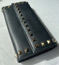 Valentino Garavani Rockstud Geldbörse Clutch Schwarz goldene Nieten