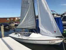 Segeljolle Sailhorse  mit