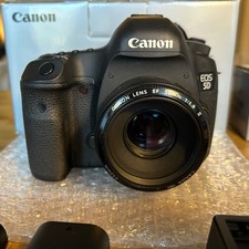 Canon EOS 5D Mark III + EF