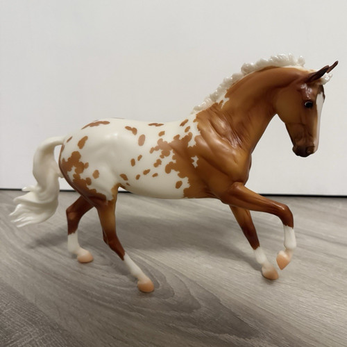 Breyer traditional lionel - breyer,