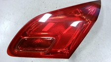 Heckleuchte innen Rechts Opel Astra 1.7 Cdti DPF Bj 2010 J 2685108
