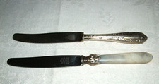 2 antike Dessert / Obstmesser