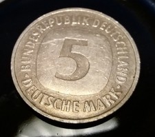 DM- Geld Münze:  5 DEUTSCHE