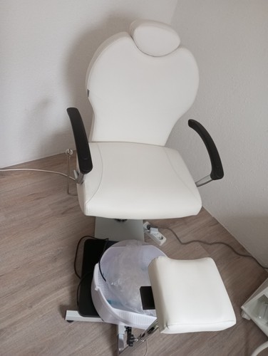 Fußpflegestuhl mit - fußpflegestuhl,