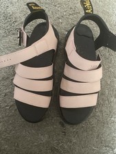 Dr. Martens Sandalen Gr.39