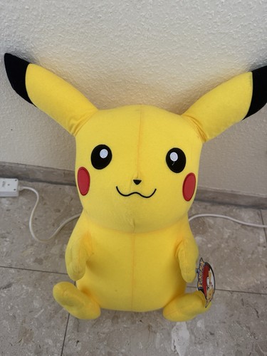 Großes pikachu plüschtier - pikachu,