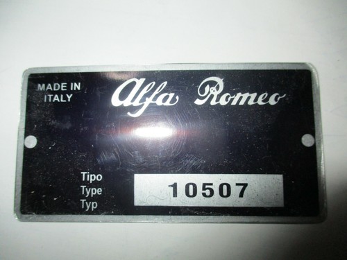 Typenschild schild alfa - alfa, romeo