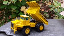 Baumaschine O&K Muldenkipper K40 in gelb NZG Nr. 407/408 1:50 Tagebaulaster