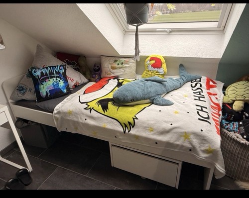 Ikea släkt bett - ikea,