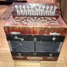 Altes Akkordeon Meinel &