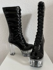 Lack Stiefel, Platform