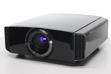 JVC DLA-X700R 4K e-Shift