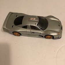 Maisto Premiere Edition 1:18