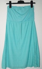 türkises trägerloses Kleid