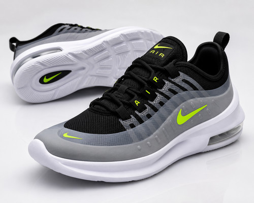 Nike air max axis sneaker - air, in