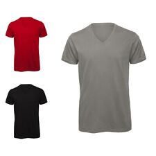 B&C Herren V-Neck T-Shirt