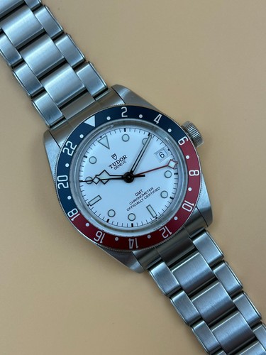 Tudor black bay - black,
