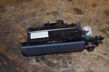 VW Touran 2,0TDI 1T1857961D Aschenbecher Ascher vorne