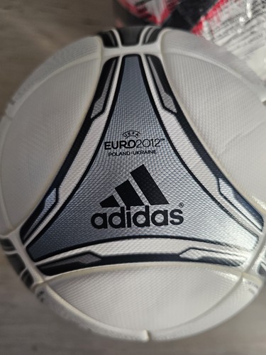 Adidas tango omb 2012 - em,