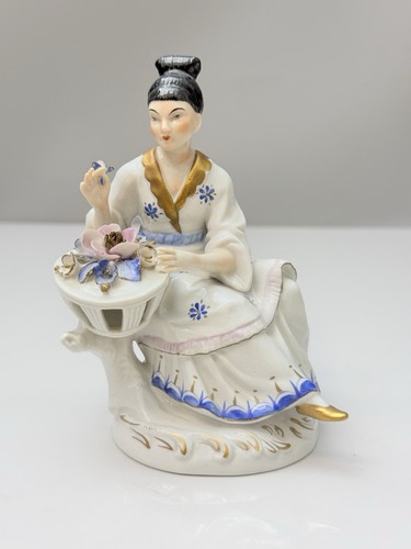 Sitzendorf porzellan figur - porzellan,