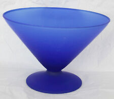 Dekoration Milchglas Glas Schale Pokal Kelch kegelförmig blau
